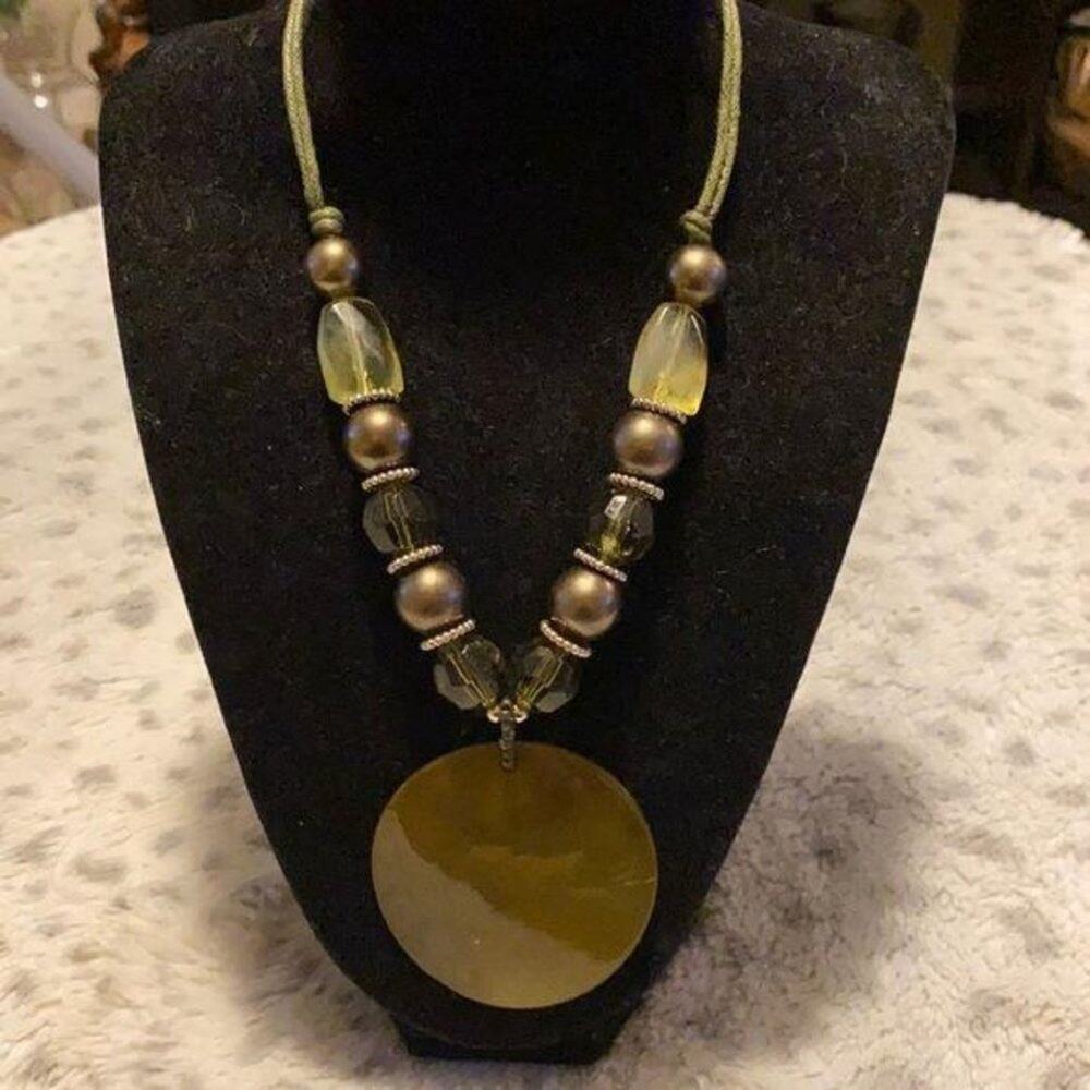 Costume Jewelry Necklace